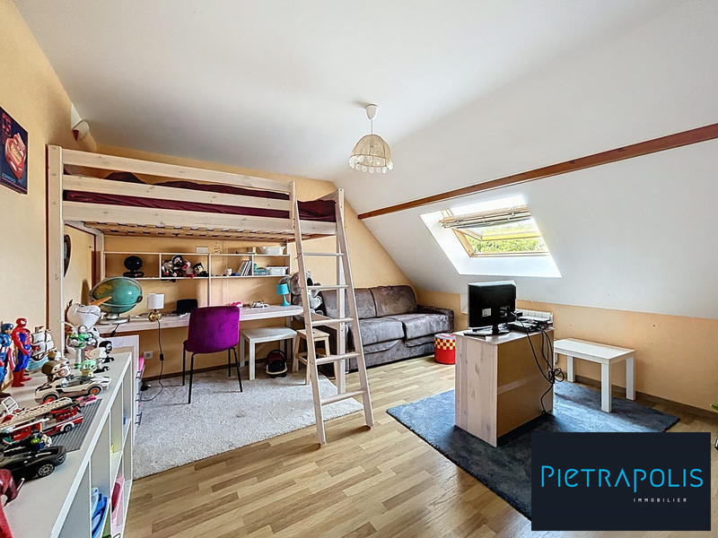 Appartement - 93 m² - 4 pièces