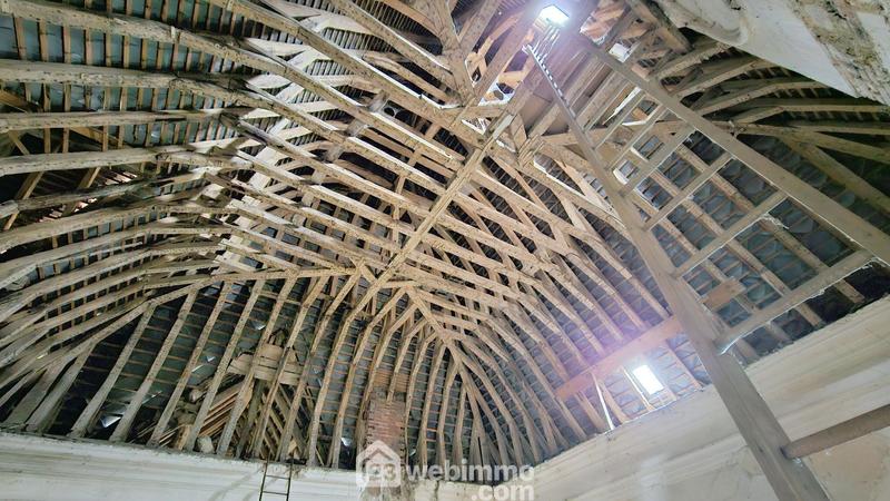 Maison - 263 m² - 14 pièces