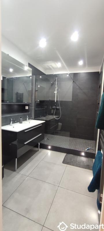 Chambre - 9 m² - 1 pièce