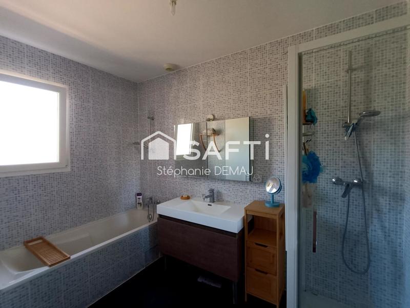 Maison - 99 m² - 4 pièces