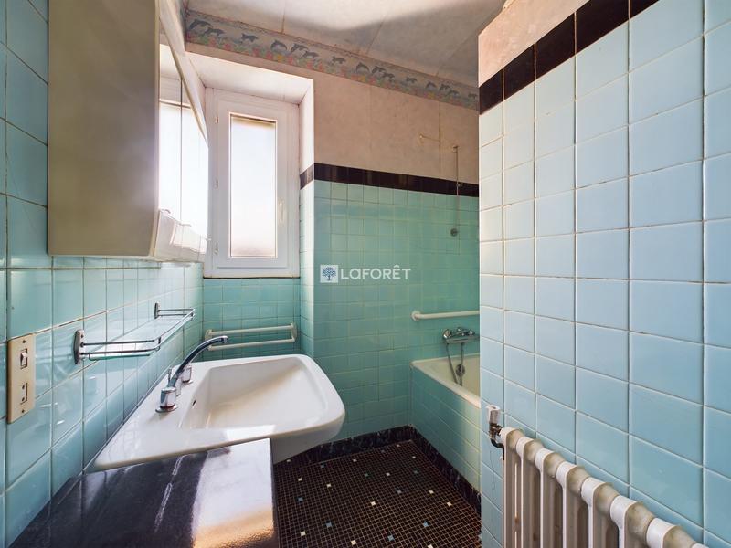 Maison - 121 m² - 6 pièces