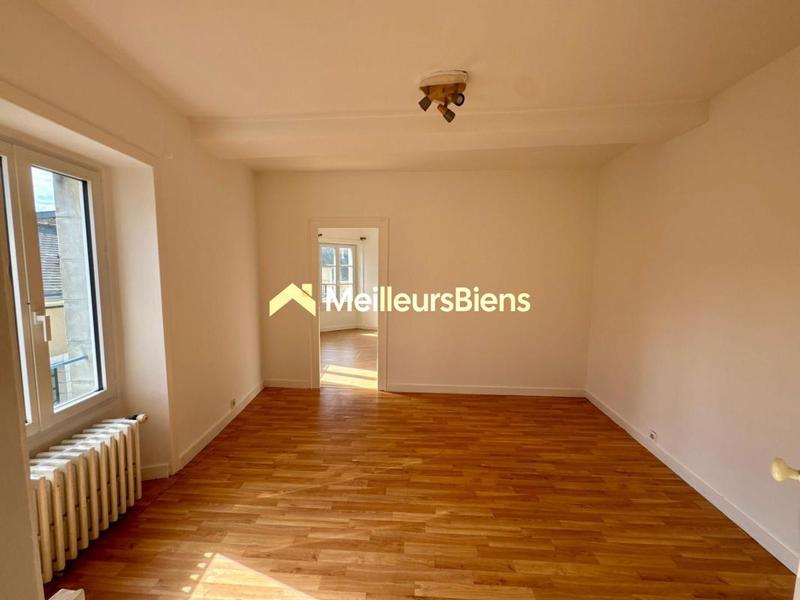 Immeuble - 160 m² - 6 pièces
