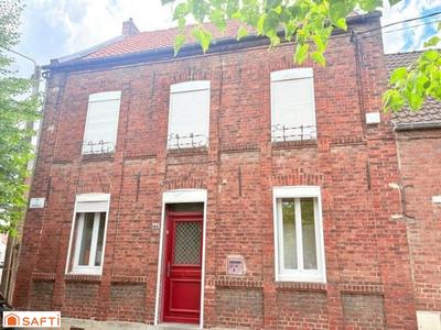 Maison - 95 m² - 7 pièces