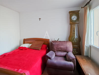 Appartement - 79 m² - 3 pièces