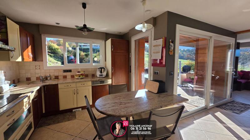 Maison - 135 m² - 6 pièces