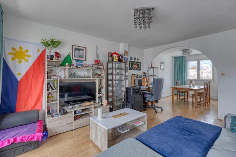 Appartement - 88 m² - 4 pièces