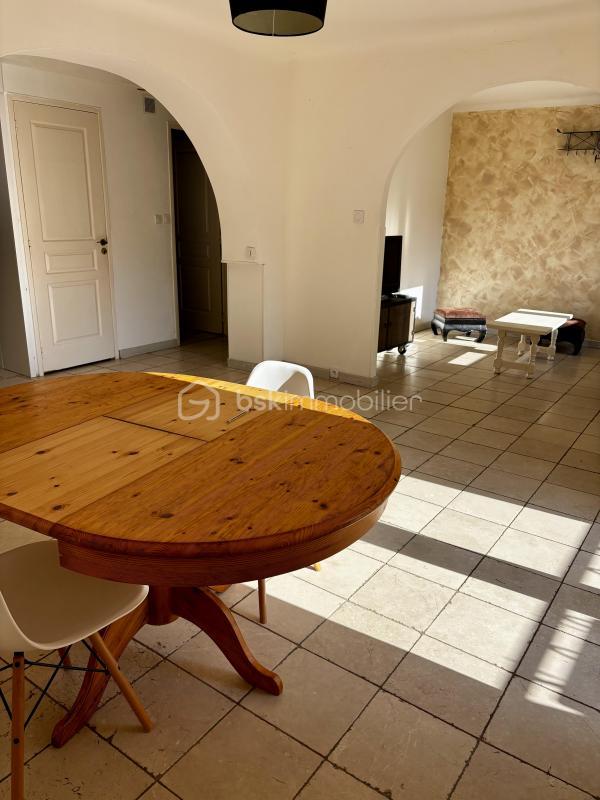 Appartement - 77 m² - 4 pièces