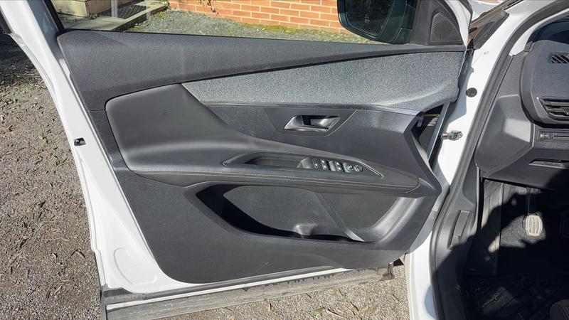 Peugeot 3008 1.2 PureTech 130 Allure