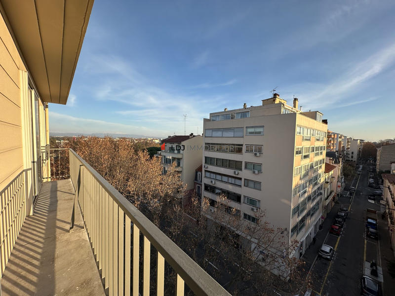 Appartement - 160 m² - 5 pièces