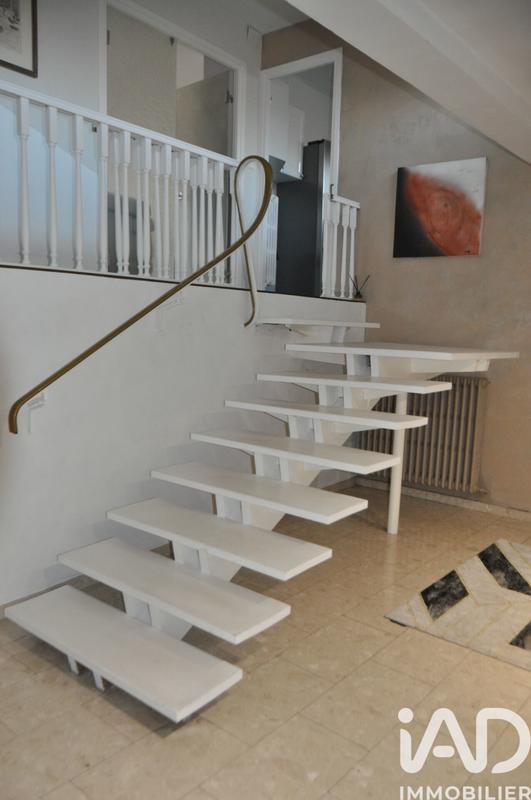 Maison de maîtres - 257 m² - 11 pièces