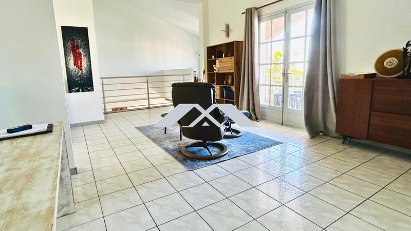 Villa - 142 m² - 4 pièces