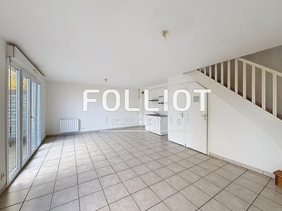 Maison - 61 m² - 4 pièces