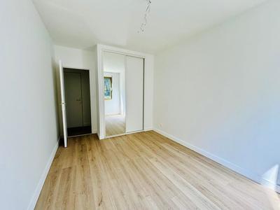 Appartement - 110 m² - 4 pièces