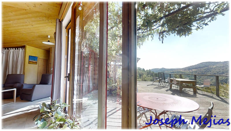 Maison - 144 m² - 7 pièces