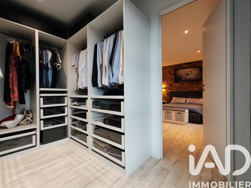 Maison - 177 m² - 7 pièces