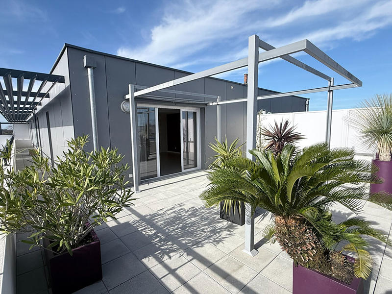 Appartement - 95 m² - 3 pièces