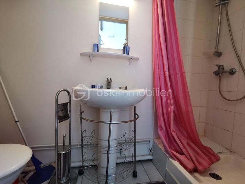 Studio - 50 m² - 2 pièces