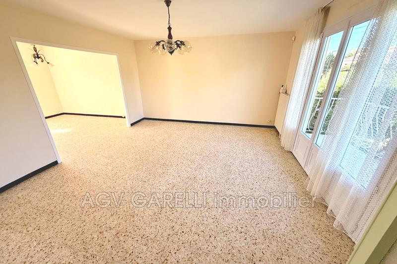 Villa - 101 m² - 6 pièces