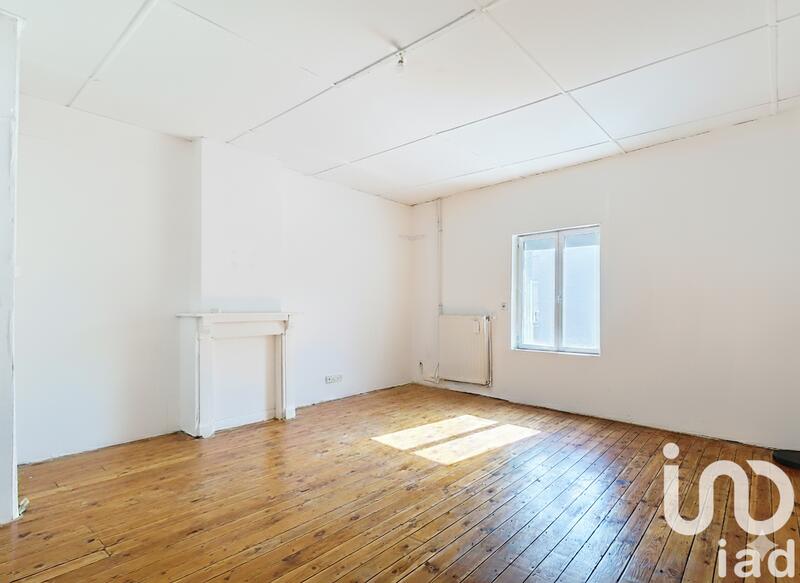 Maison - 220 m² - 10 pièces