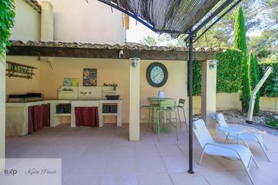 Maison - 94 m² - 4 pièces