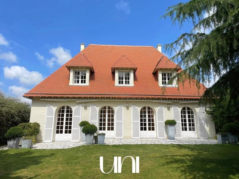 Maison - 165 m² - 5 pièces
