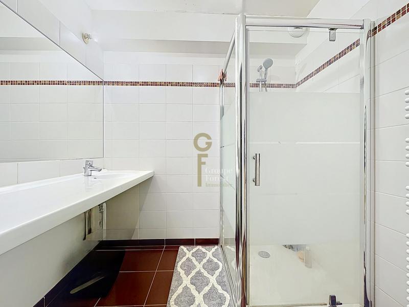 Appartement - 81 m² - 4 pièces