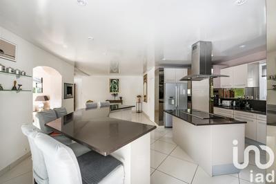 Maison - 270 m² - 7 pièces