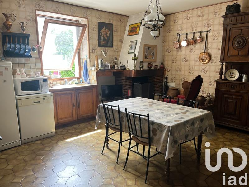 Maison - 246 m² - 7 pièces