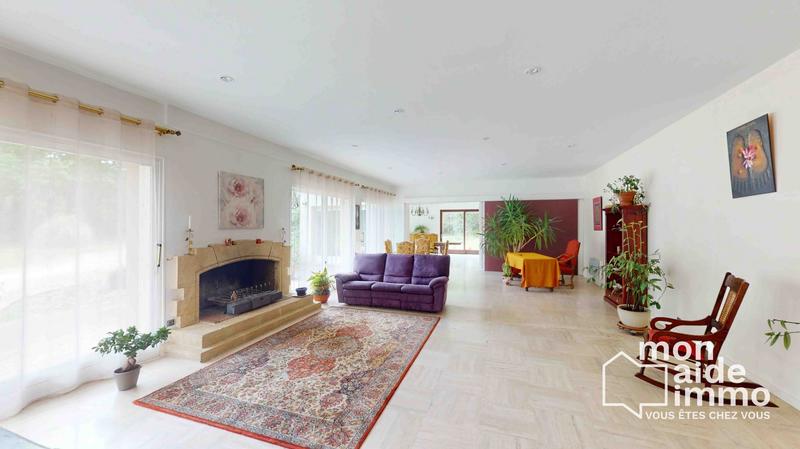 Maison ancienne - 464 m² - 14 pièces