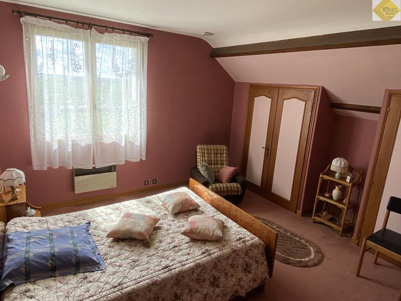 Maison - 259 m² - 8 pièces