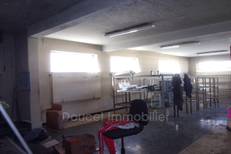 Local commercial - 425 m²