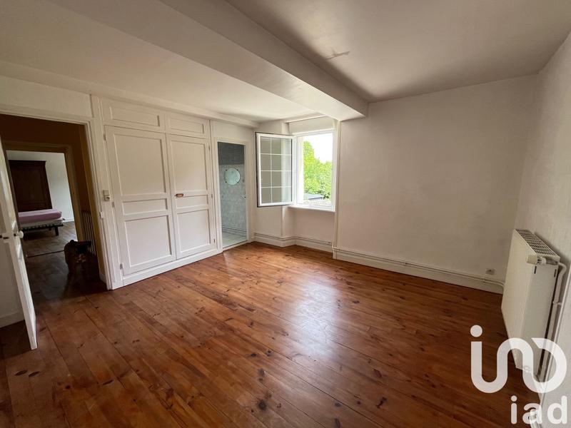 Maison - 200 m² - 6 pièces