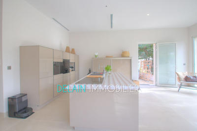 Maison - 107 m² - 4 pièces