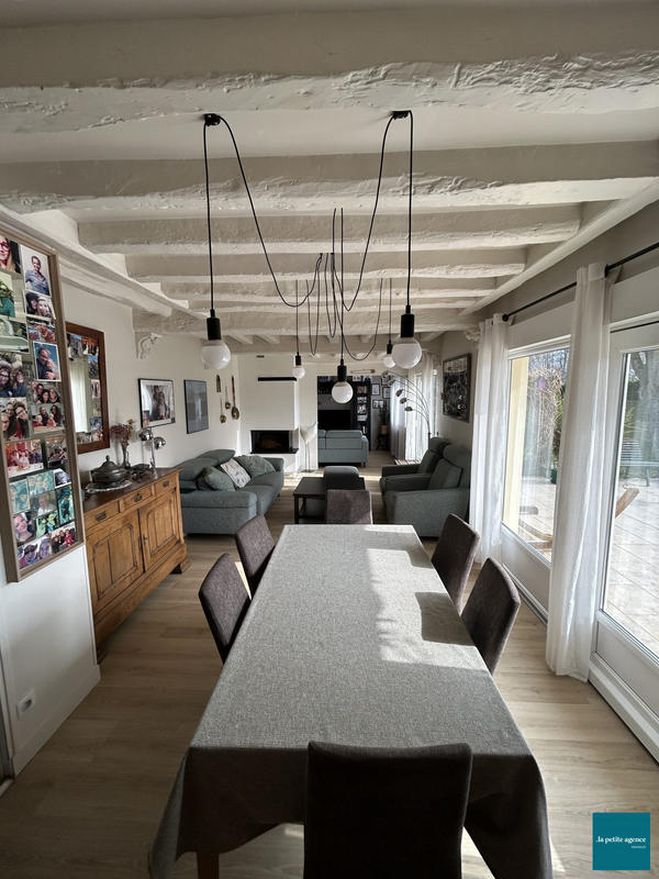 Maison - 160 m² - 6 pièces