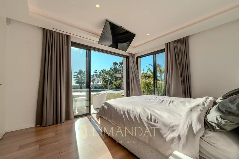 Villa - 275 m² - 7 pièces