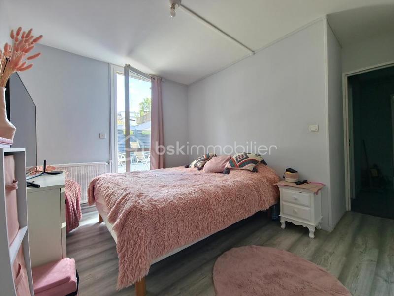 Appartement - 99 m² - 5 pièces