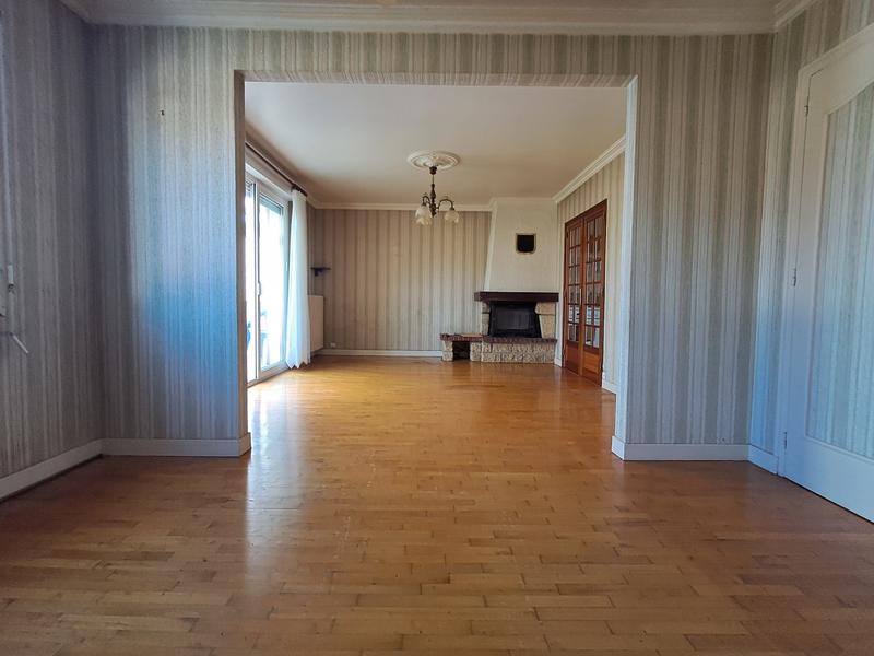 Maison - 107 m² - 6 pièces