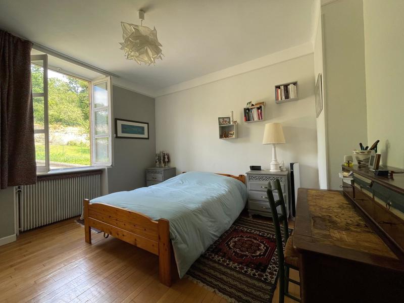 Maison de maîtres - 361 m² - 11 pièces