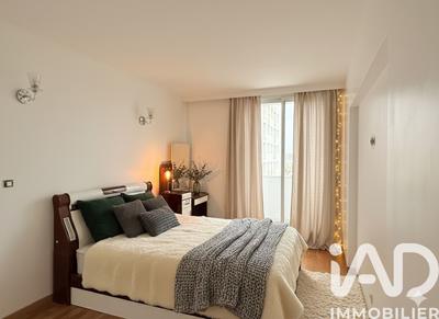 Appartement - 88 m² - 5 pièces