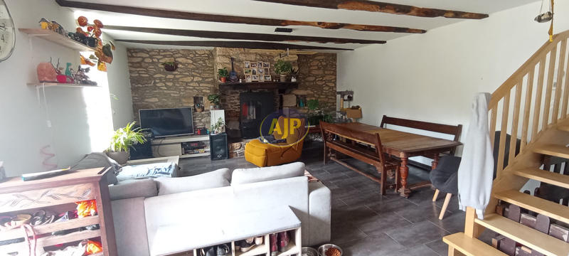 Maison - 156 m² - 8 pièces