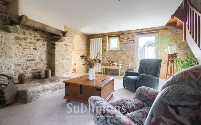 Maison - 272 m² - 7 pièces