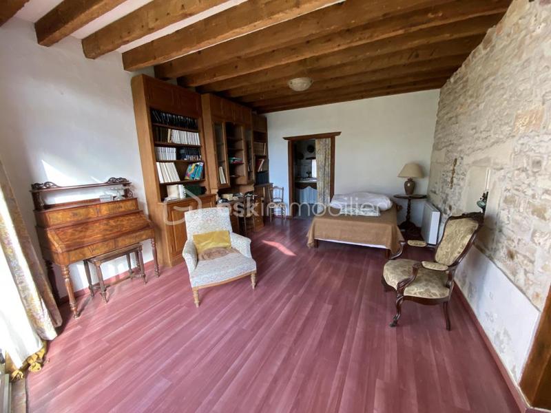 Corps de ferme - 200 m² - 7 pièces