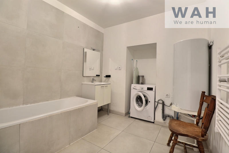 Appartement - 255 m² - 4 pièces