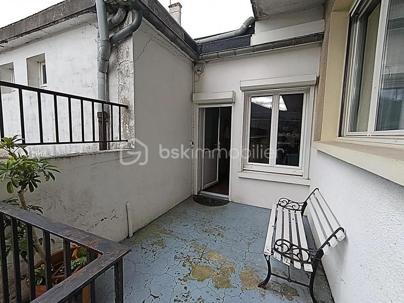 Local commercial - 46 m² - 2 pièces