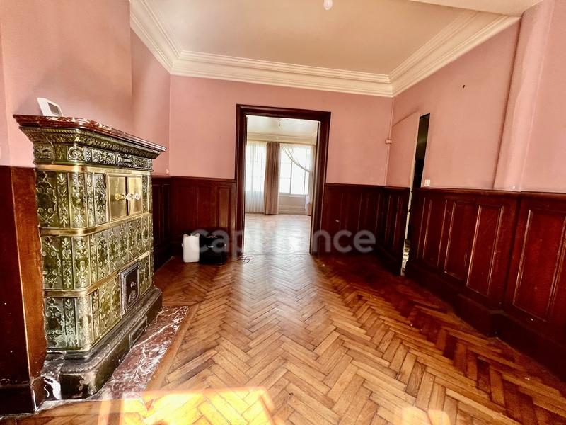 Maison de ville - 180 m² - 8 pièces