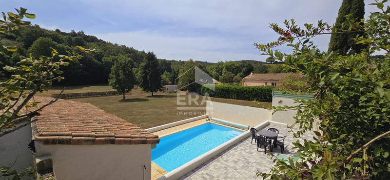 Maison - 136 m² - 6 pièces