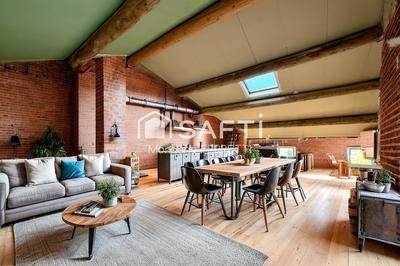 Maison - 250 m² - 7 pièces