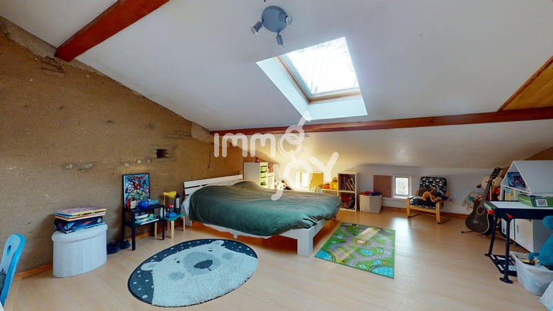 Maison - 185 m² - 7 pièces