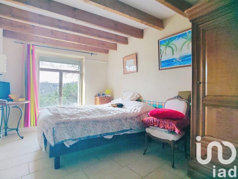 Maison - 285 m² - 16 pièces