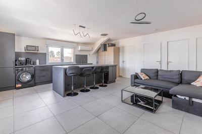 Appartement ancien - 78 m² - 4 pièces